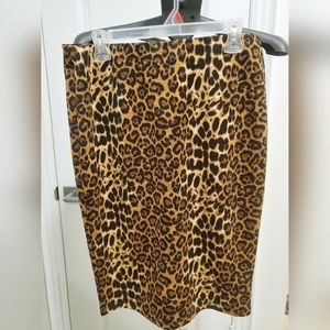 NWOT Womens skirt size L Tiger Print Jules&Leopold